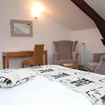 Le Château D'orfeuillette
