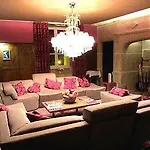 Le Chateau D'orfeuillette Hotel 4*