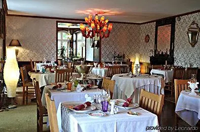 Le Château D'orfeuillette 4* La Garde (Lozere)