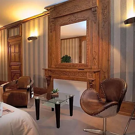 Le Château D'orfeuillette 4* La Garde (Lozere)